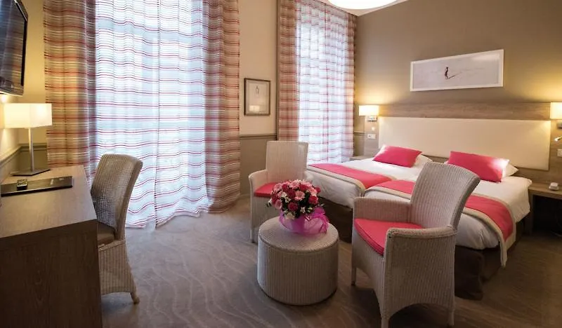 Hotel Vacances Bleues Royal Westminster Menton 3*,